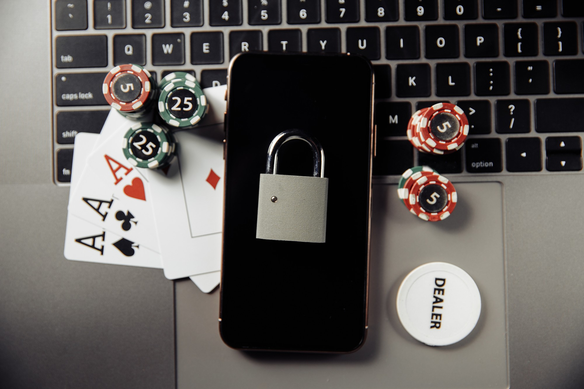 How to Download Casino Apps Safely